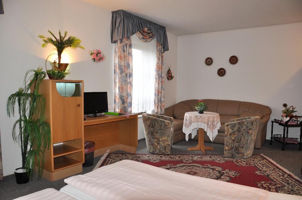 Hotel Fasold Sulzfeld  Ruang foto