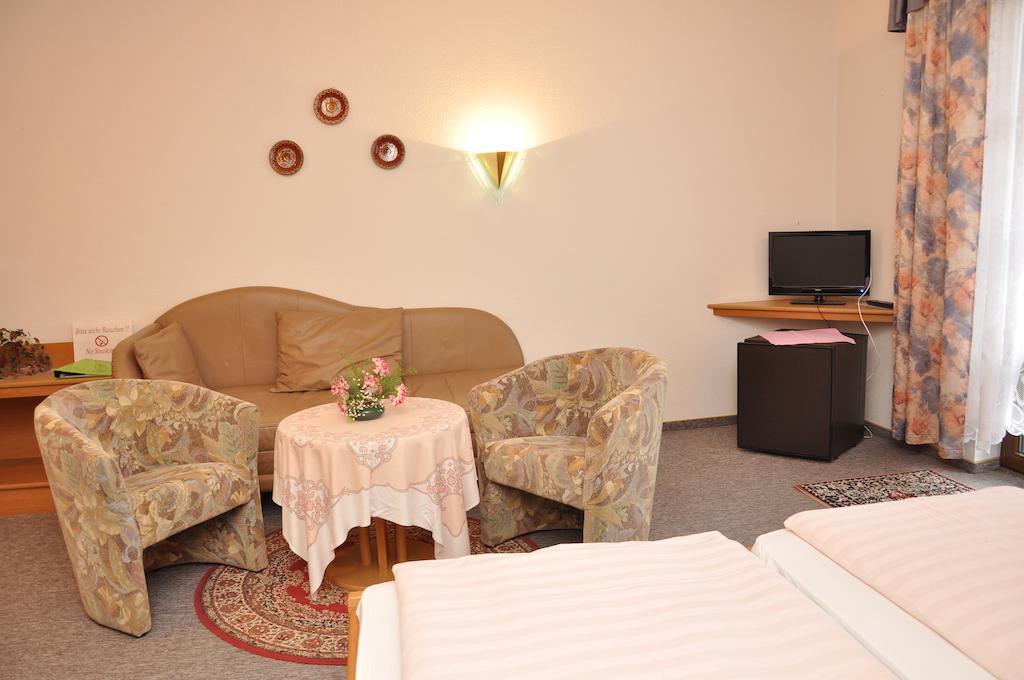 Hotel Fasold Sulzfeld  Ruang foto