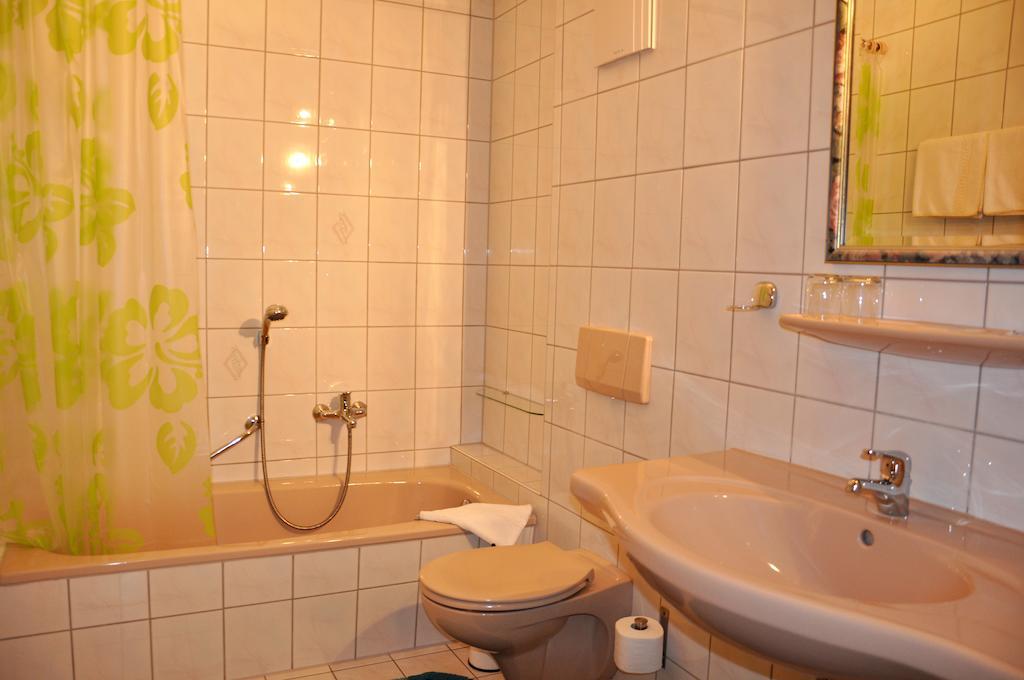 Hotel Fasold Sulzfeld  Ruang foto