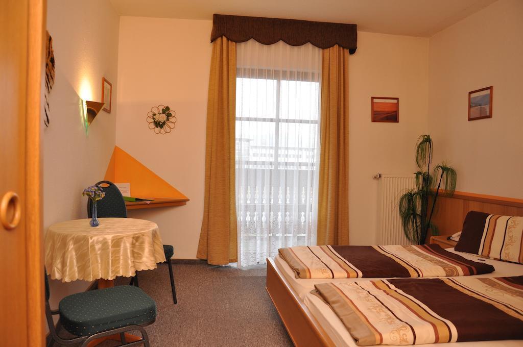 Hotel Fasold Sulzfeld  Ruang foto