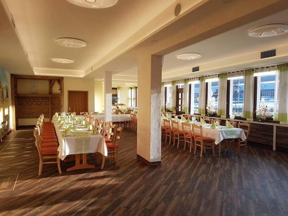 Hotel Fasold Sulzfeld  Bagian luar foto